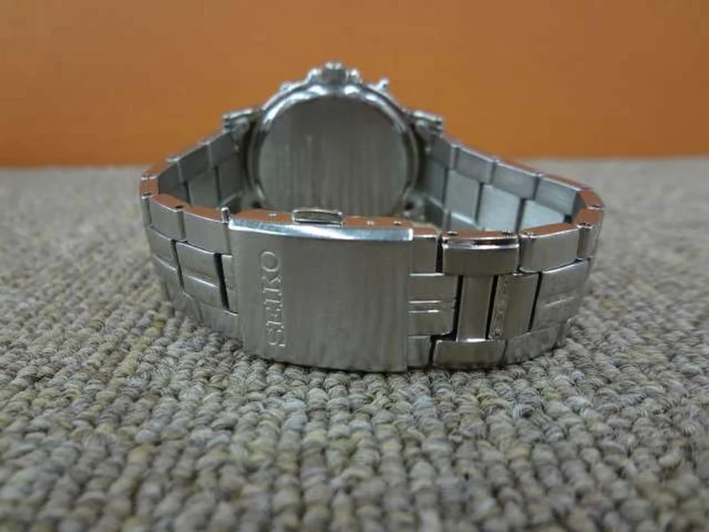 SEIKO Quarz-Analog-Armbanduhr 7B52-0AG0