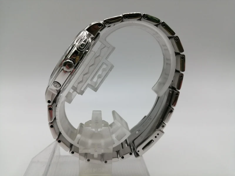 SEIKO Solar-Armbanduhr 7B42-0AA0