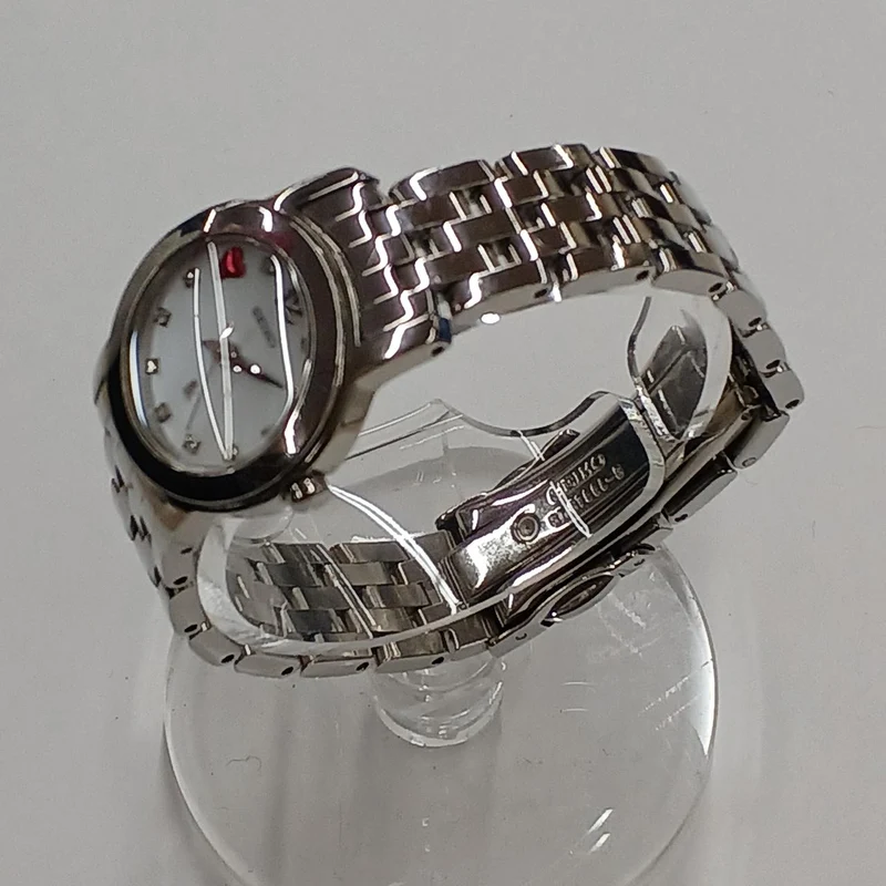 SEIKO Damenarmbanduhr 1N01-0HE0