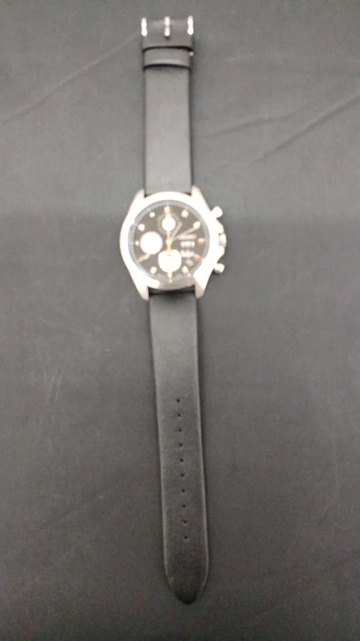 SEIKO Da es sich um einen hochpreisigen Artikel handelt, ist vor dem Kauf ein Identitätsnachweis erforderlich. 8T67-00X0