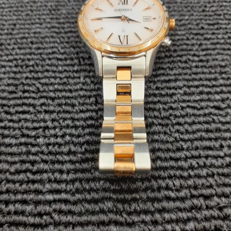 SEIKO Solar-Funkuhr 1B35-0AB0