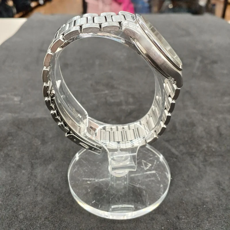 SEIKO Analog Quartz 7N42-6110