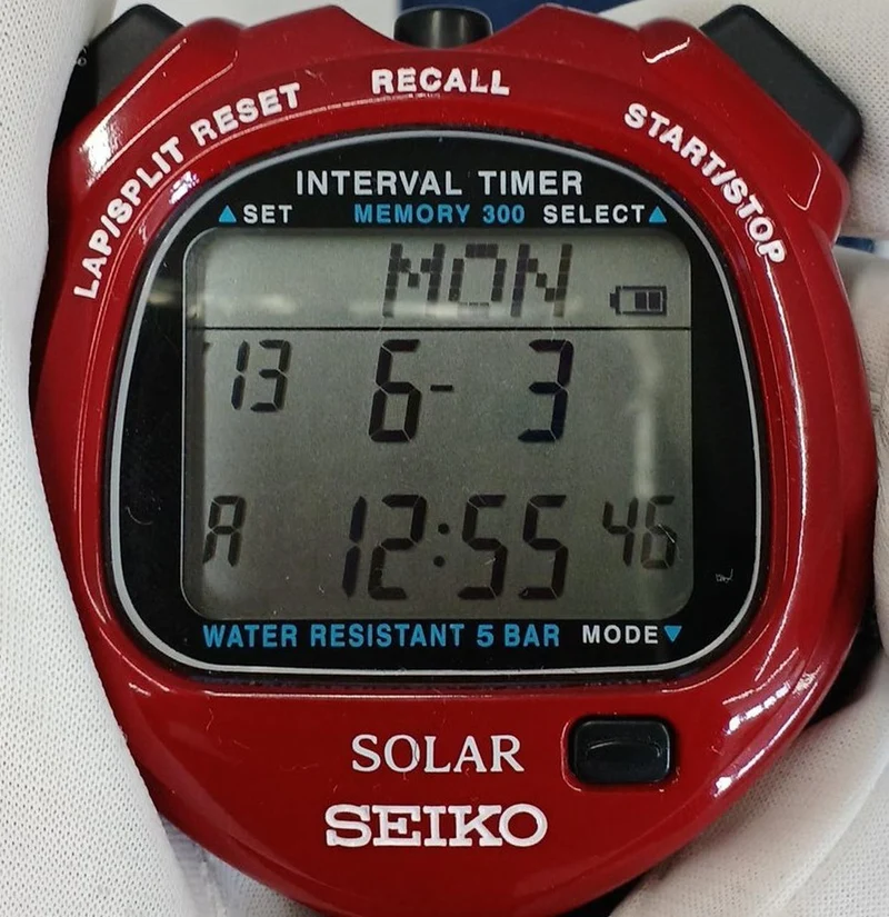 SEIKO Stoppuhr Rot