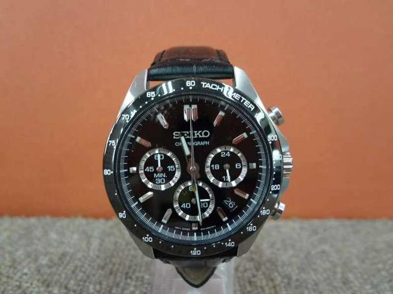 SEIKO Quarz-Analog-Armbanduhr 8T63-00D0