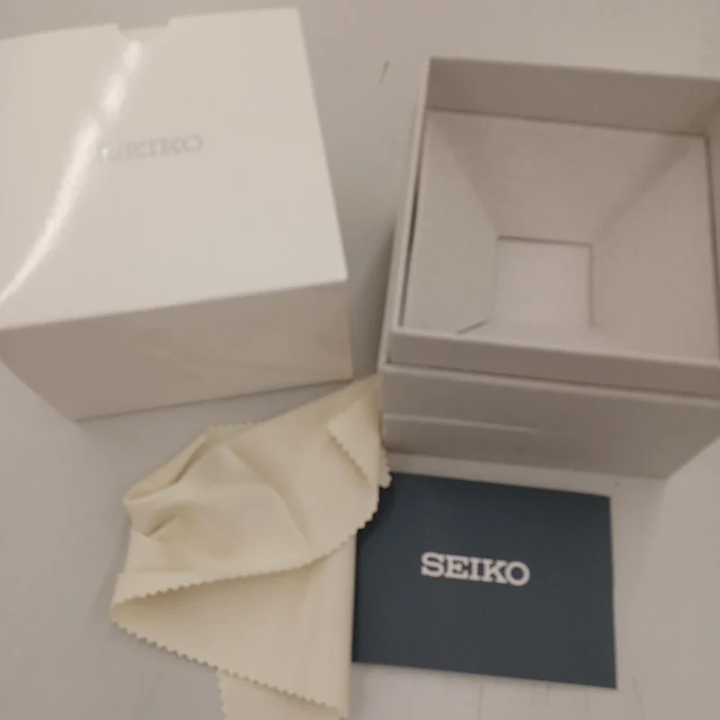 SEIKO ASTRON Funkgesteuerte Solar 8B63-0AZ0
