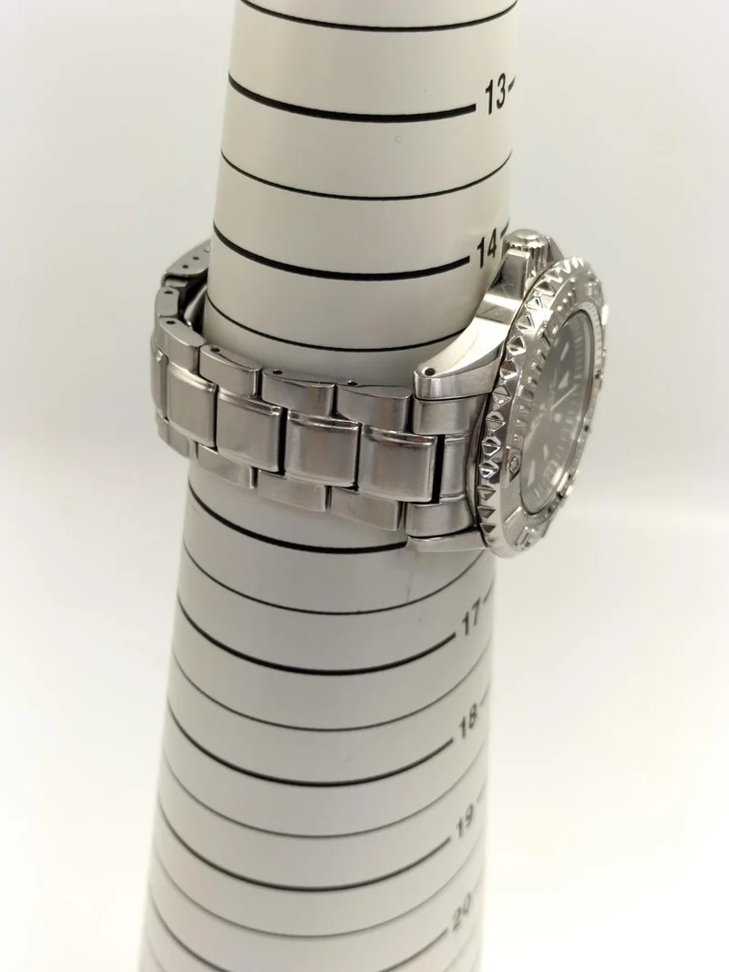 SEIKO Solar Divers 200 V145-0CC0