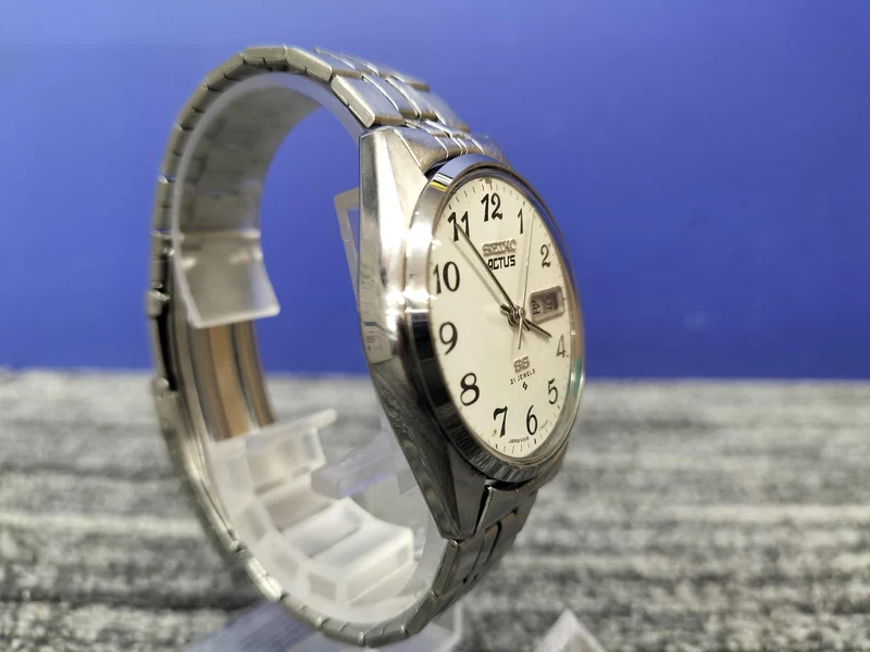 [SCHROTT] SEIKO [Keine Garantie, wie besehen] Automatikuhr 6306-7010