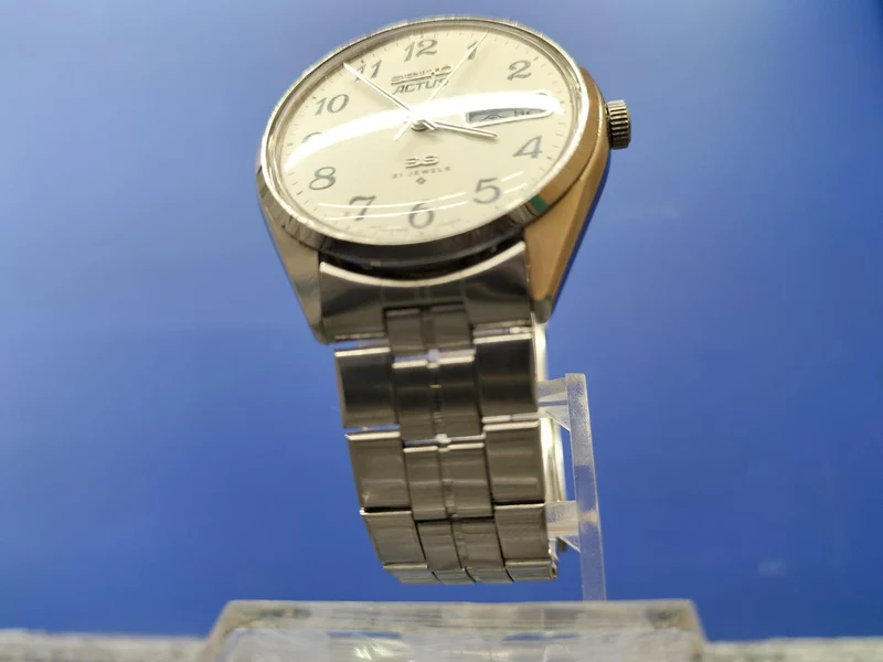 [SCHROTT] SEIKO [Keine Garantie, wie besehen] Automatikuhr 6306-7010