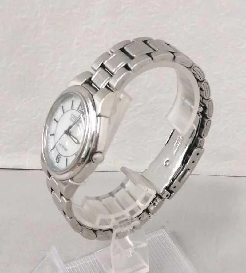 SEIKO Eco-Drive Armbanduhr E111-S027161