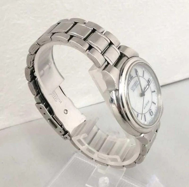 SEIKO Eco-Drive Armbanduhr E111-S027161