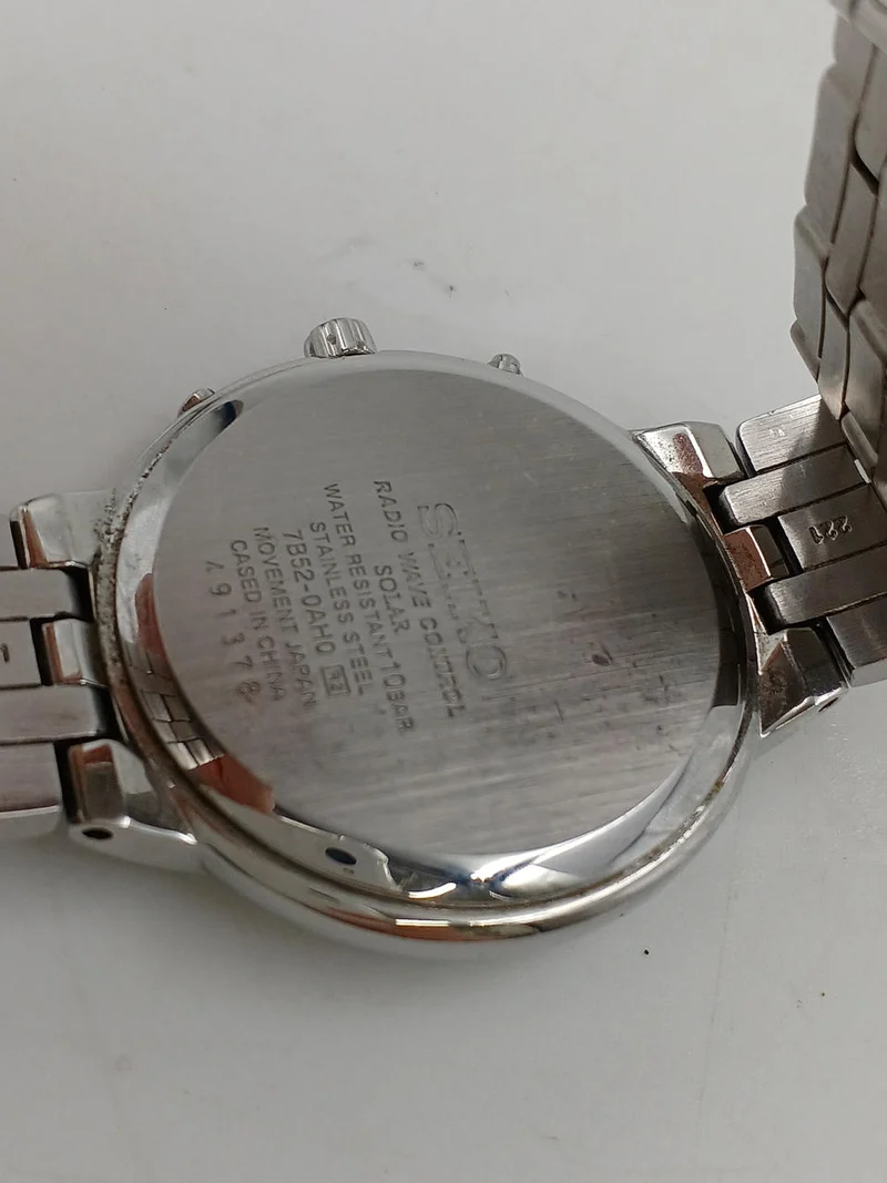 SEIKO SPIRIT Funkgesteuerte Solarleuchte SBTM185