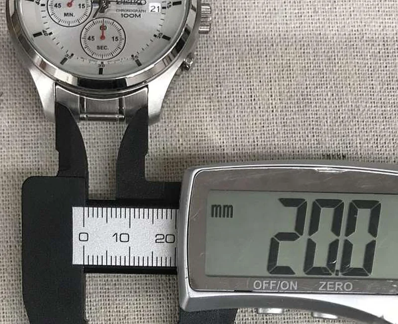 SEIKO Quarz-Armbanduhr 4T57-00G0