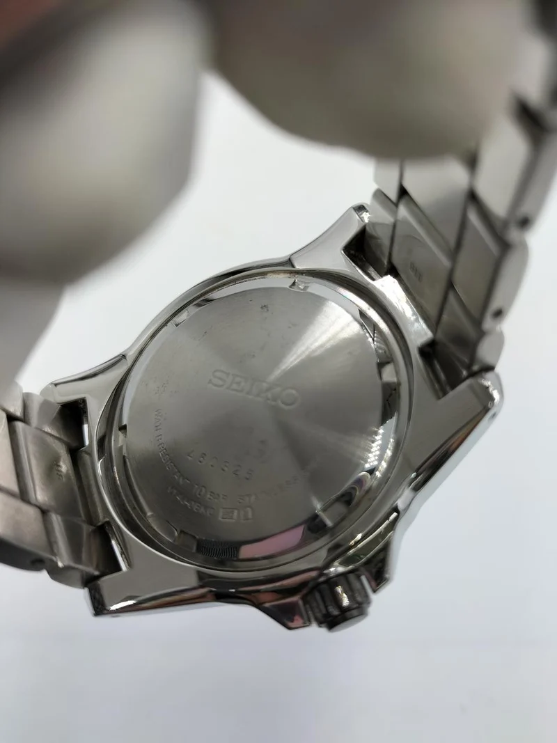 SEIKO Solar-Armbanduhr V14J-0BK0