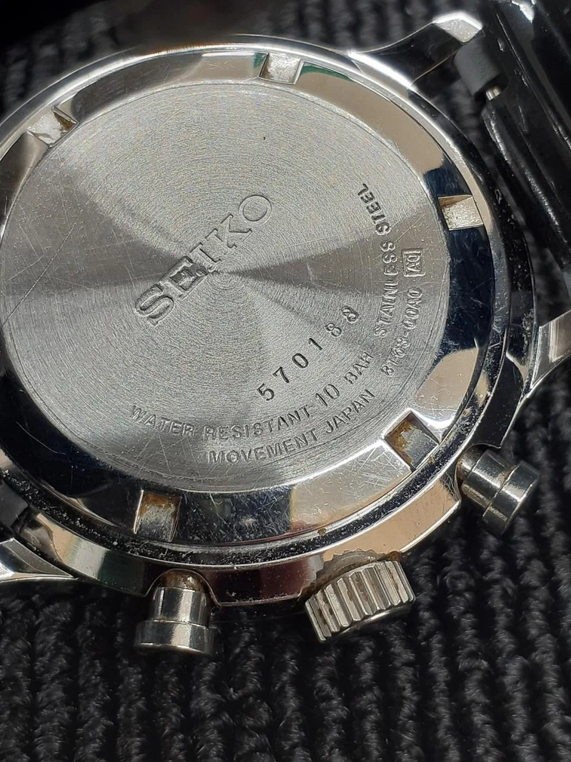 SEIKO Quarz-Armbanduhr 8T63-00A0