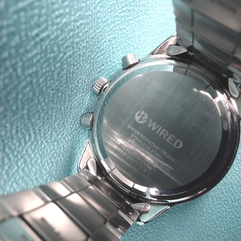 SEIKO WIRED Solar-Armbanduhr VR42-KZC0