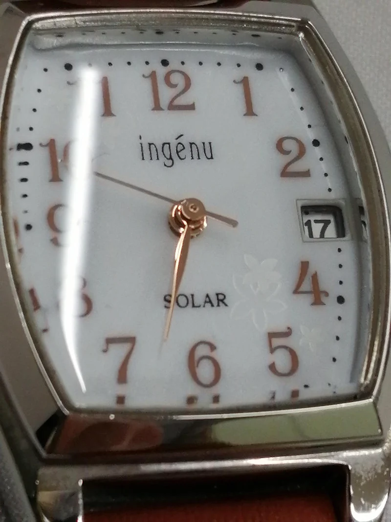 SEIKO Solar-Armbanduhr ALBA V137-0AZ0