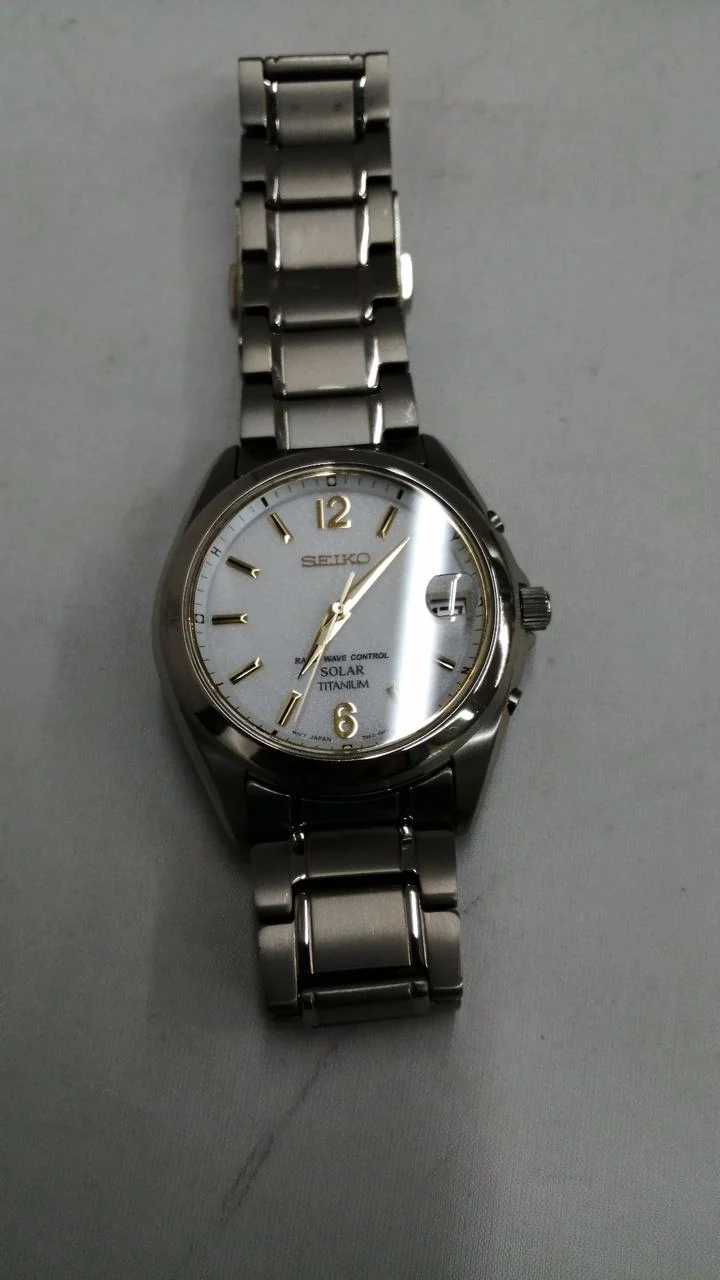 SEIKO Solar-Armbanduhr 7B52-0AP0