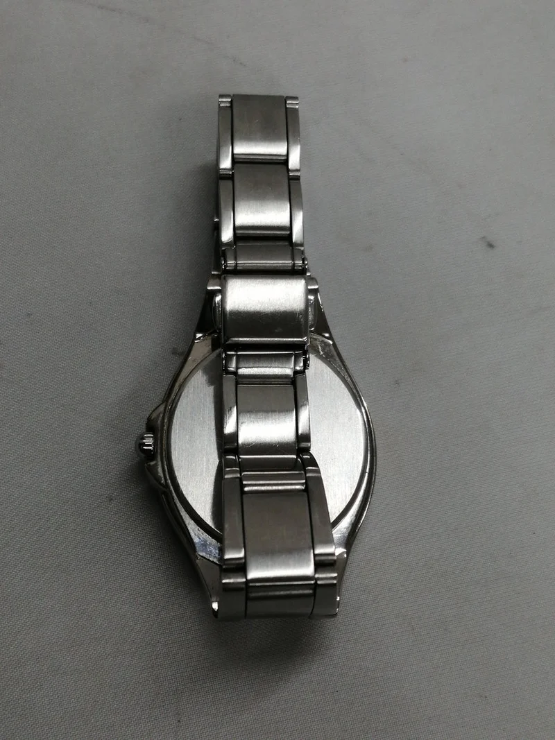 SEIKO Quarz-Armbanduhr V33J-5A00