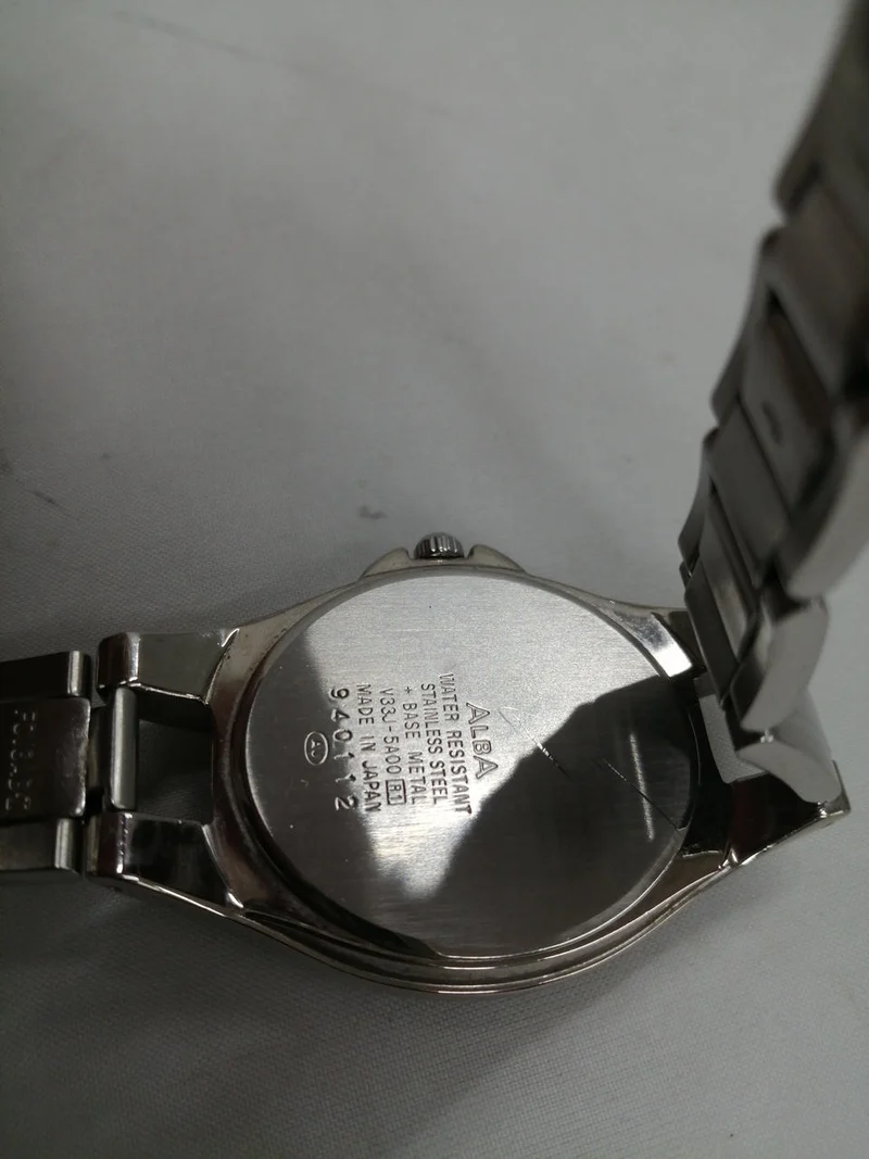 SEIKO Quarz-Armbanduhr V33J-5A00