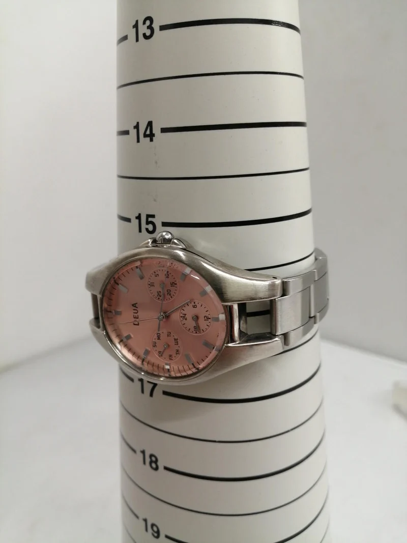 SEIKO Quarz-Armbanduhr V33J-5A00