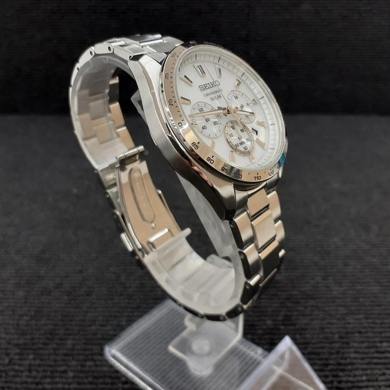 SEIKO Solar-Armbanduhr V175-0FD0