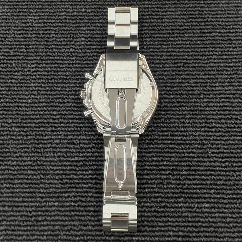 SEIKO Solar-Armbanduhr V175-0FD0