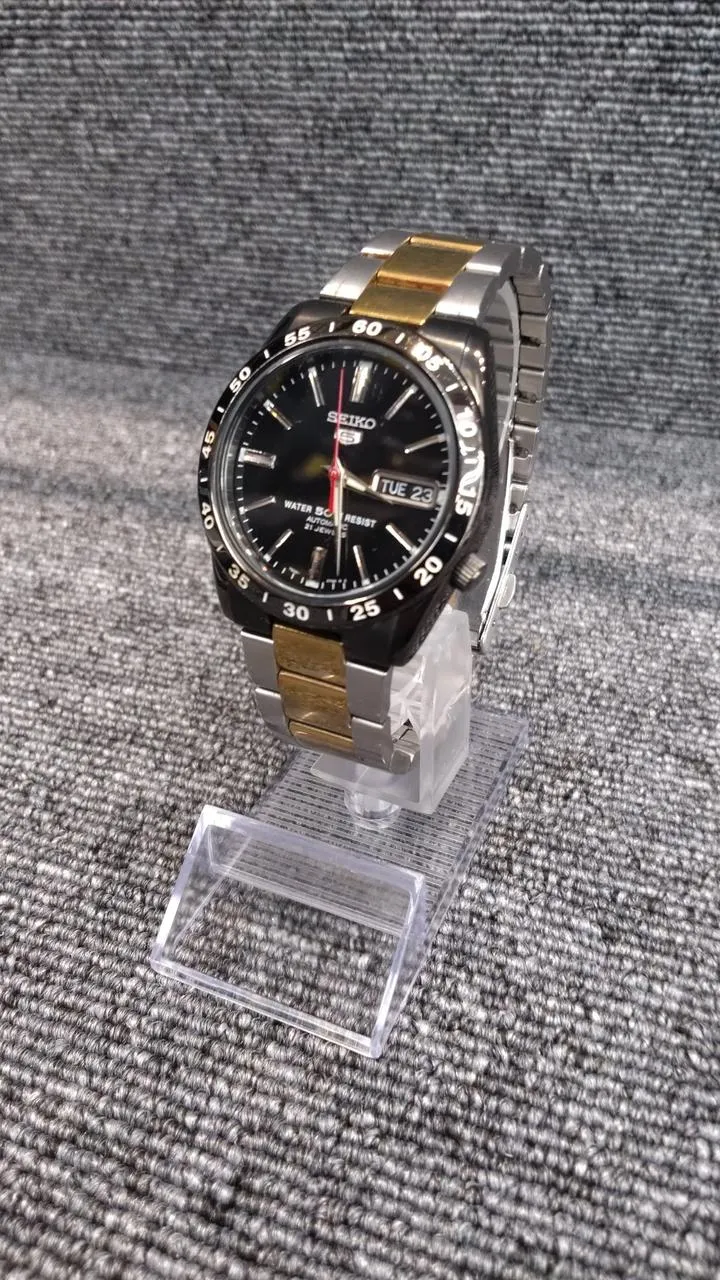SEIKO Uhr 7S26-02T0