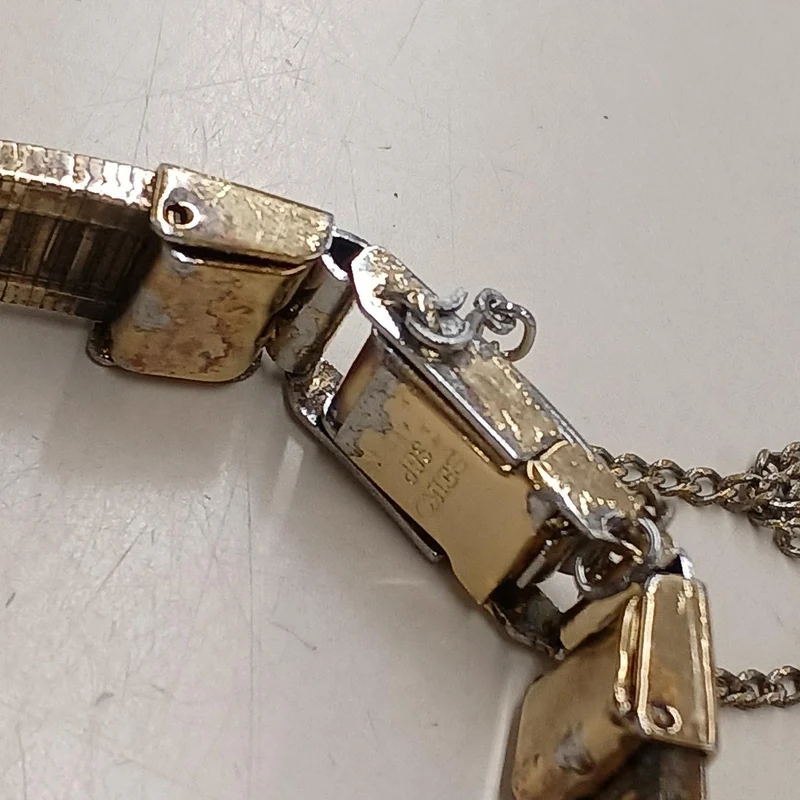 SEIKO Quartz 4720-3040