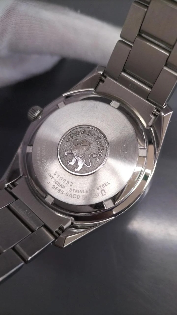 GRAND SEIKO Quarz-Analog-Armbanduhr SGBP013