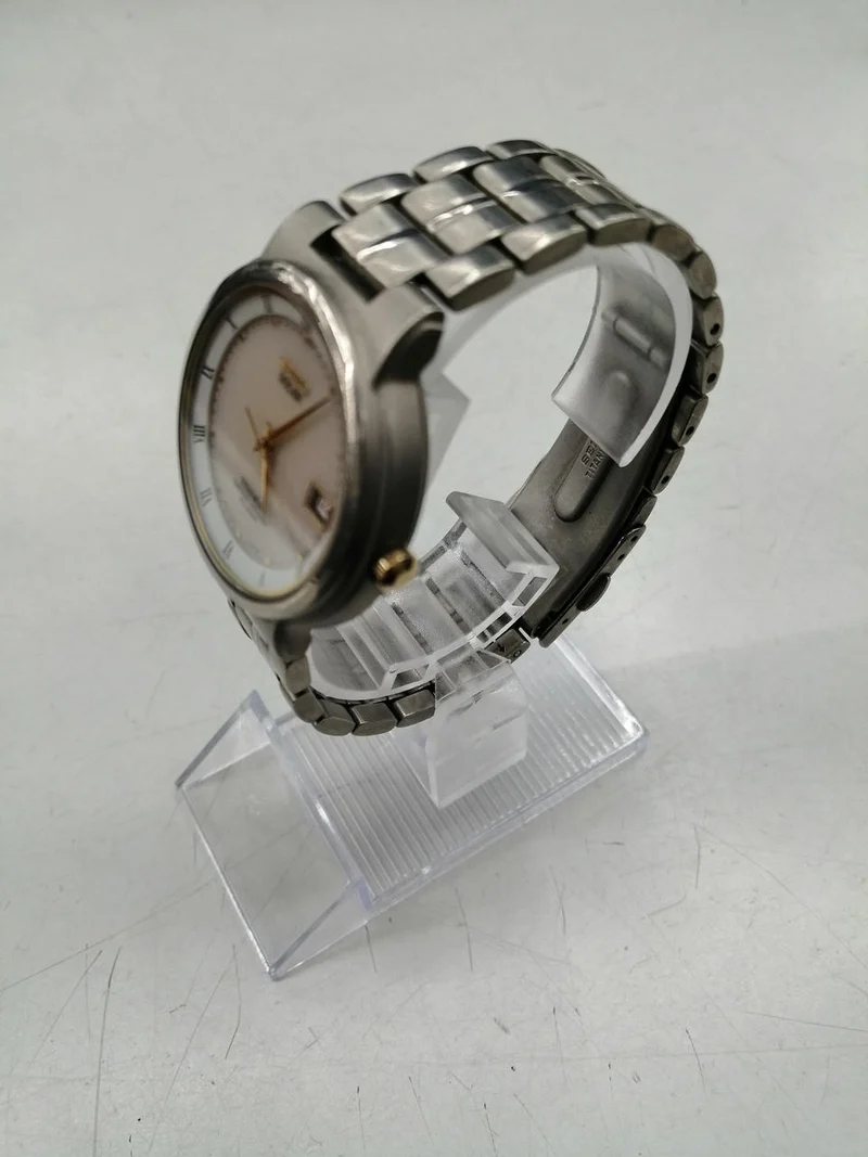 SEIKO Solar-Armbanduhr 5K22-0A10