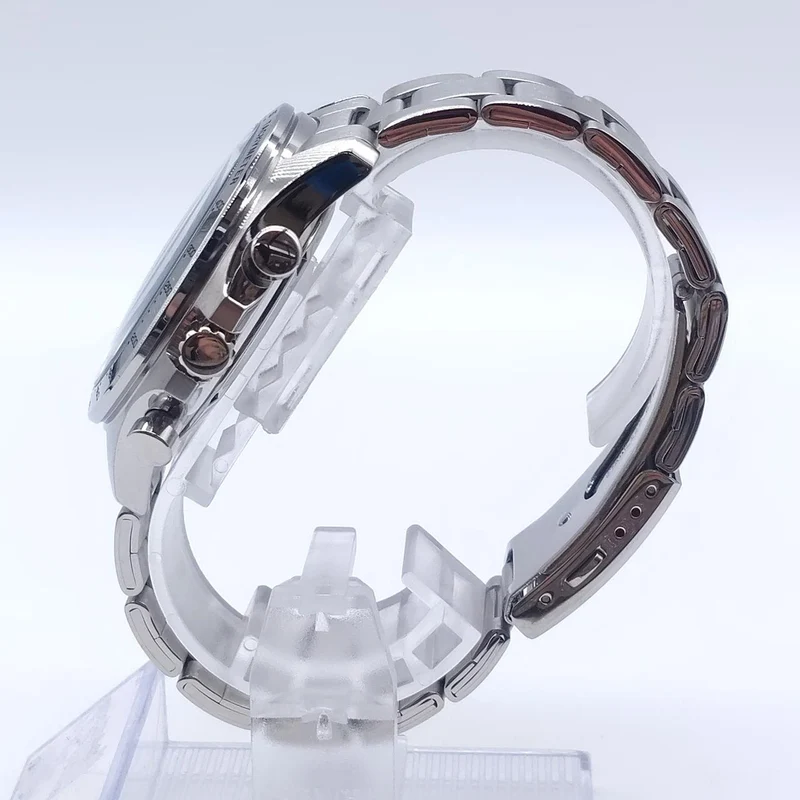 SEIKO W7-Serie Shinaki-Uhr 8T63-03J0