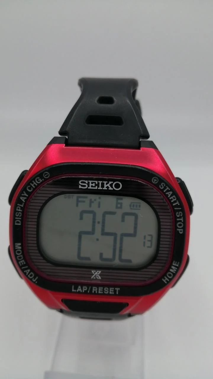 SEIKO Solar-Armbanduhr S690-00A0