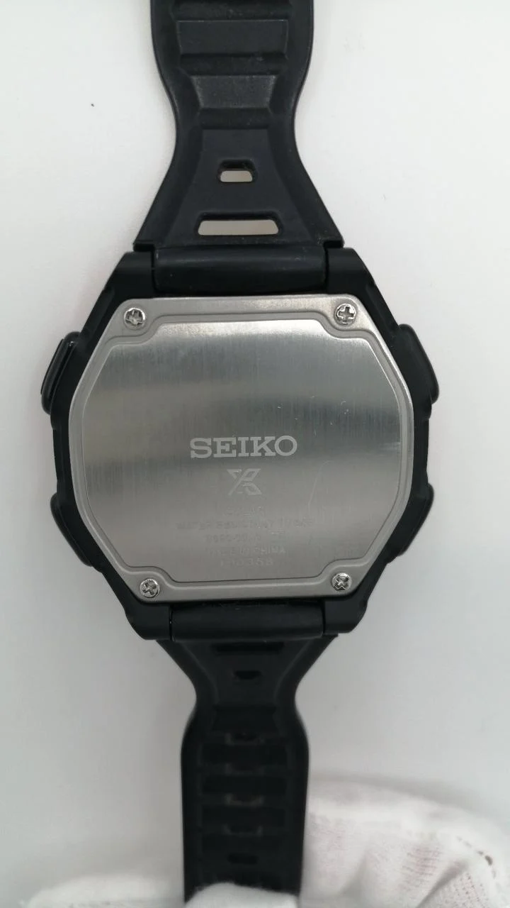 SEIKO Solar-Armbanduhr S690-00A0