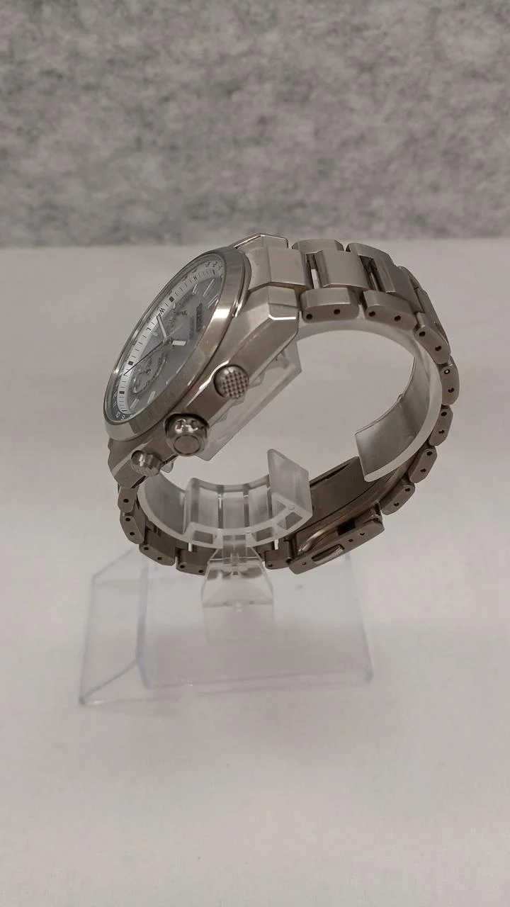 SEIKO Solar Funkgesteuerte Quarzuhr ASTRON 8B63-0BA0