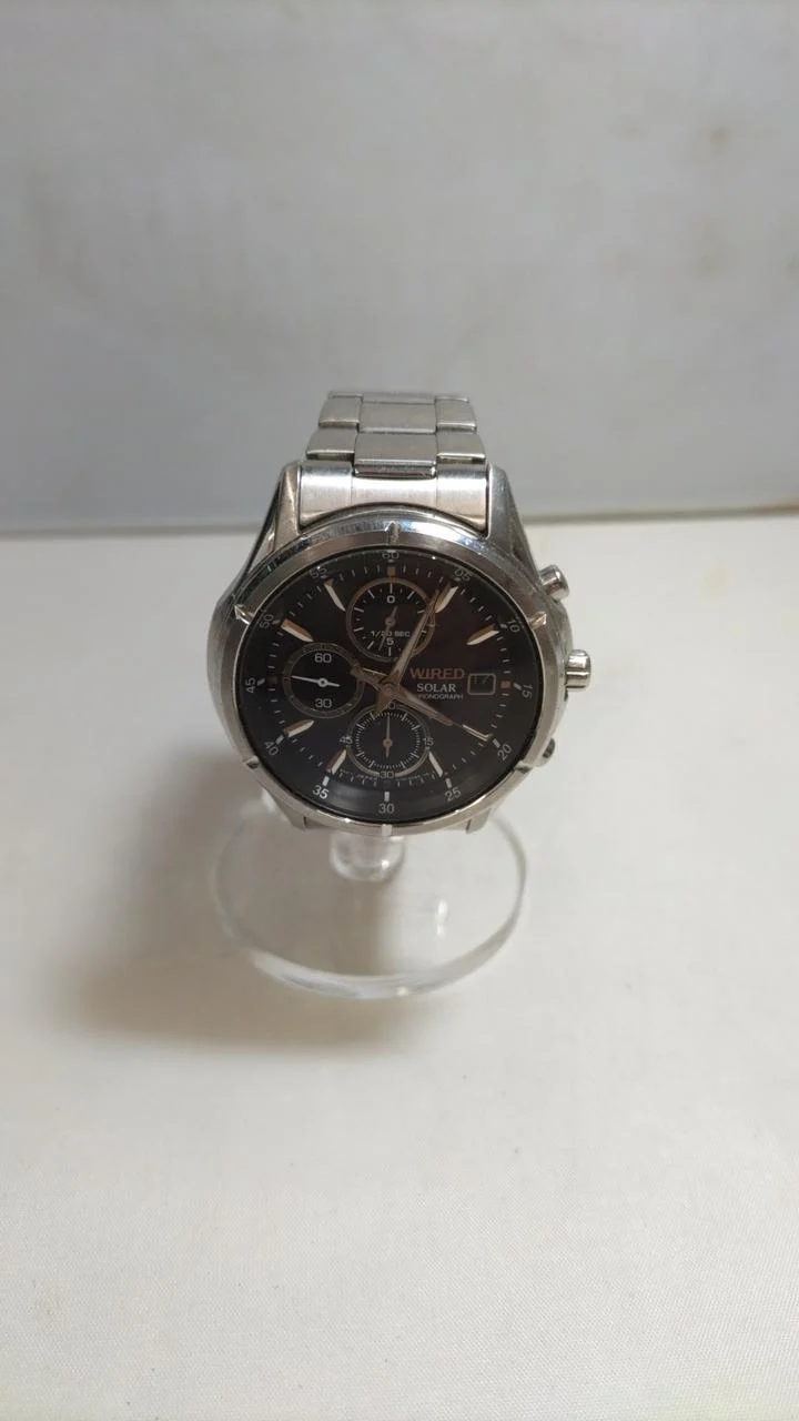SEIKO Analog Solar V176-0AE0