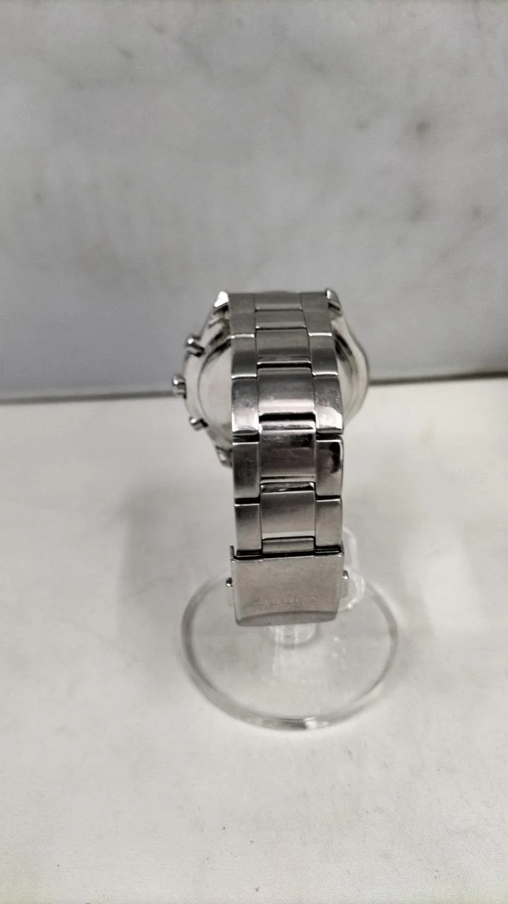 SEIKO Analog Solar V176-0AE0