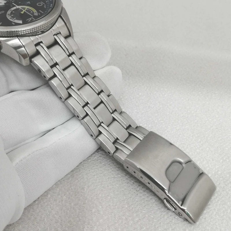 SEIKO Solar-Armbanduhr V195-0AD0