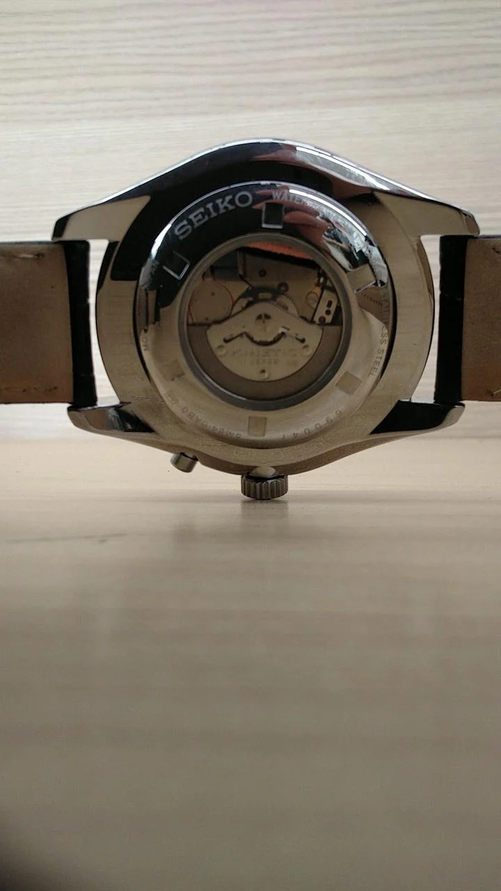 SEIKO Kinetic 5M84-0AB0
