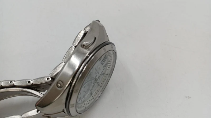 SEIKO Solar-Armbanduhr 8B82-0AL0