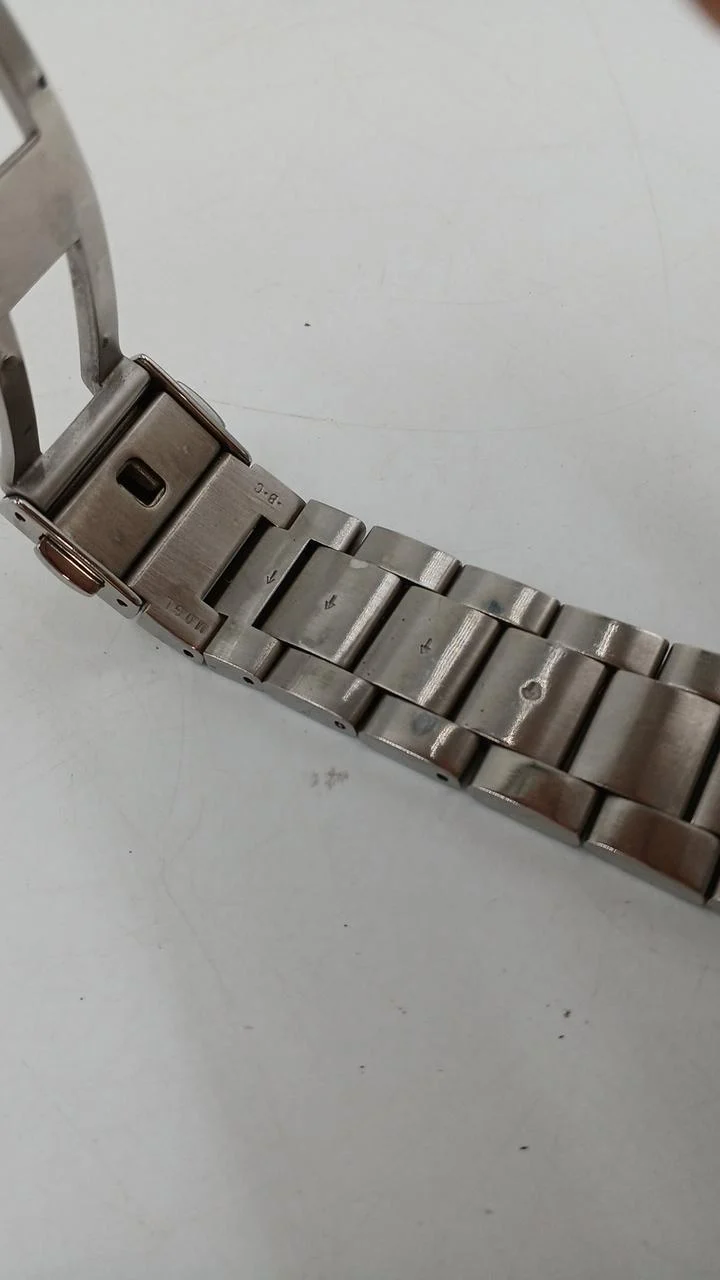 SEIKO Solar-Armbanduhr 8B82-0AL0