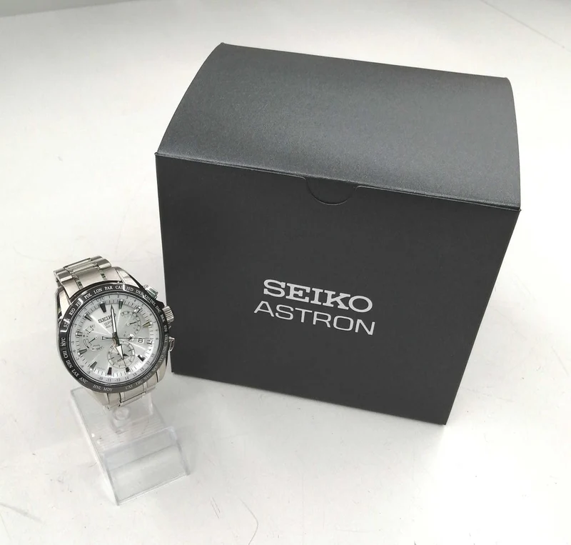 SEIKO Solar-Analog-Armbanduhr 8X53-0AB0-2