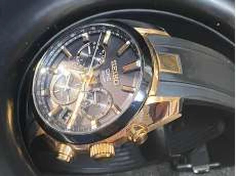 SEIKO Quarz-Analog-Armbanduhr 5X53-0AJ0