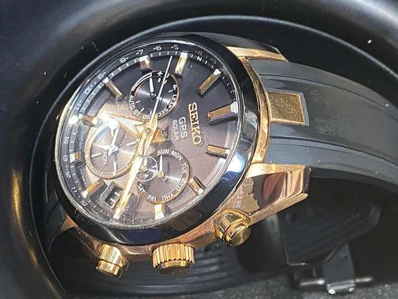 SEIKO Quarz-Analog-Armbanduhr 5X53-0AJ0