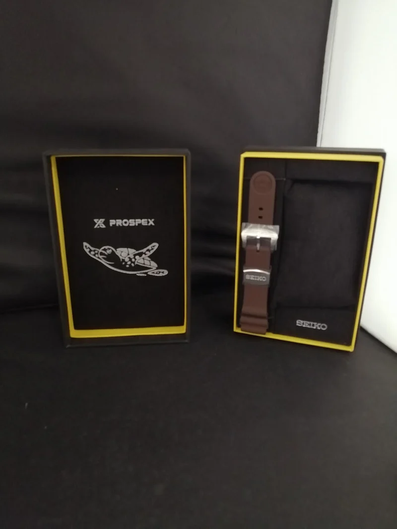 SEIKO PROSPEX Prospex Überseemodell HERGESTELLT IN 4R36-11W0