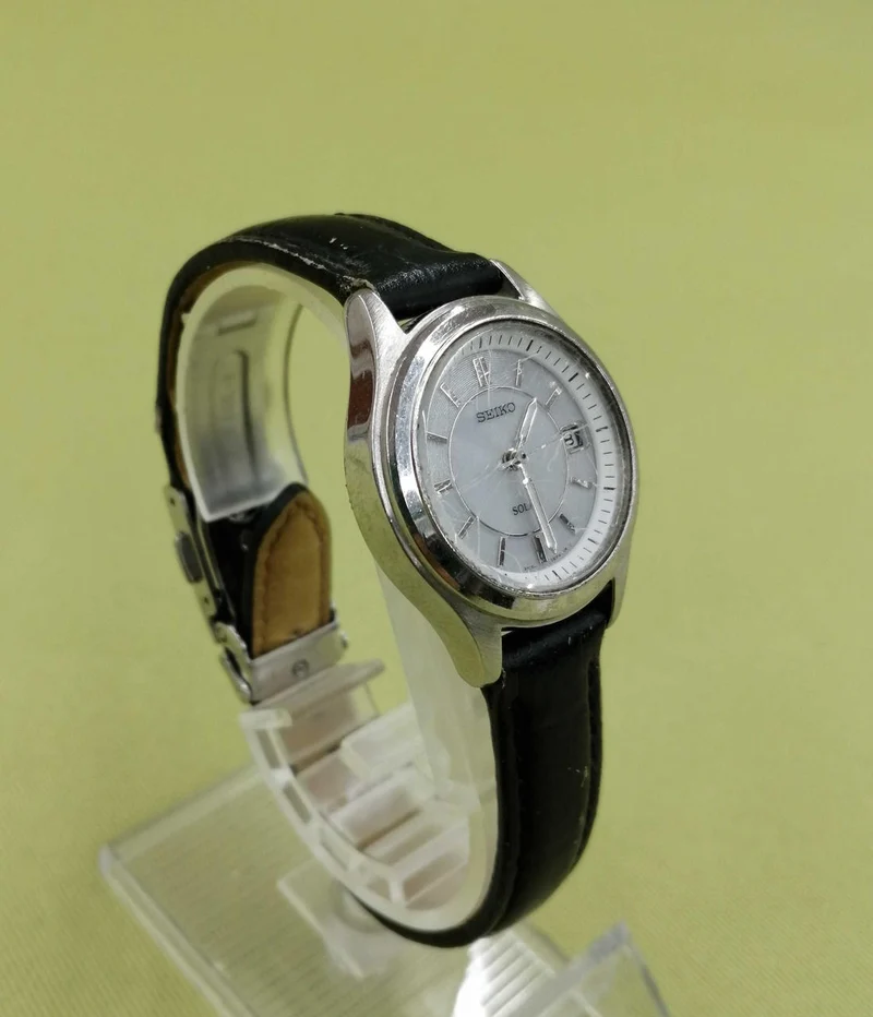 SEIKO Quarz-Armbanduhr V182-0AH0