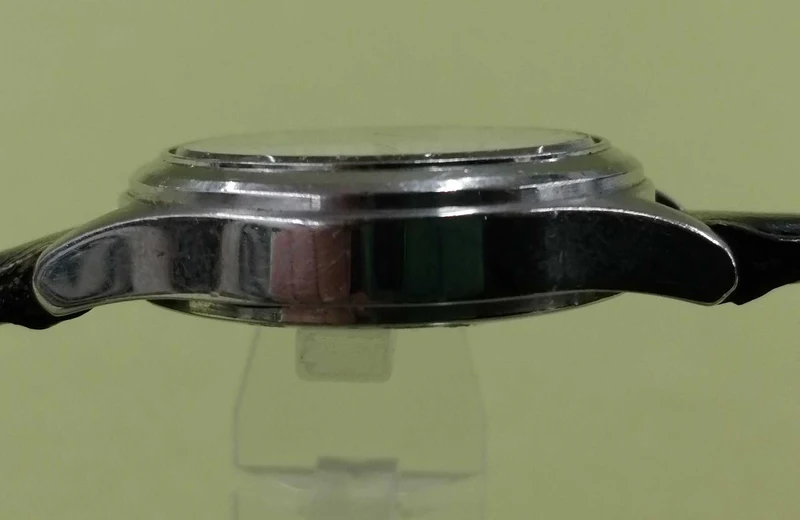 SEIKO Quarz-Armbanduhr V182-0AH0