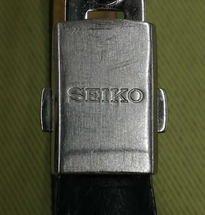 SEIKO Quarz-Armbanduhr V182-0AH0