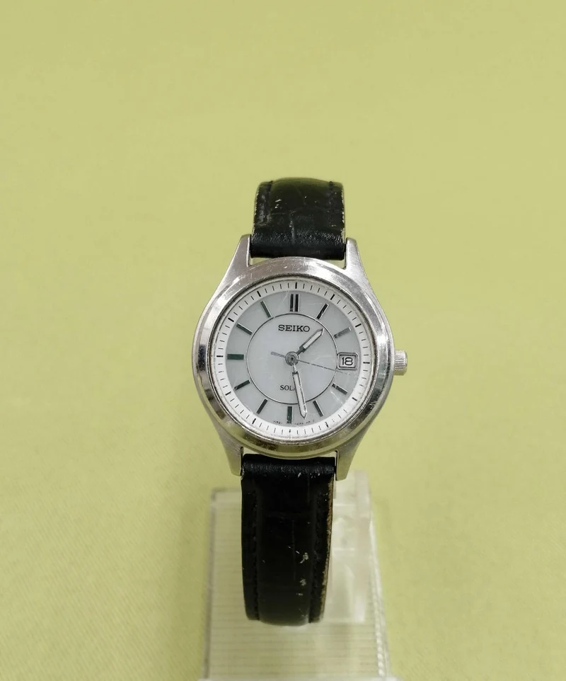 SEIKO Quarz-Armbanduhr V182-0AH0