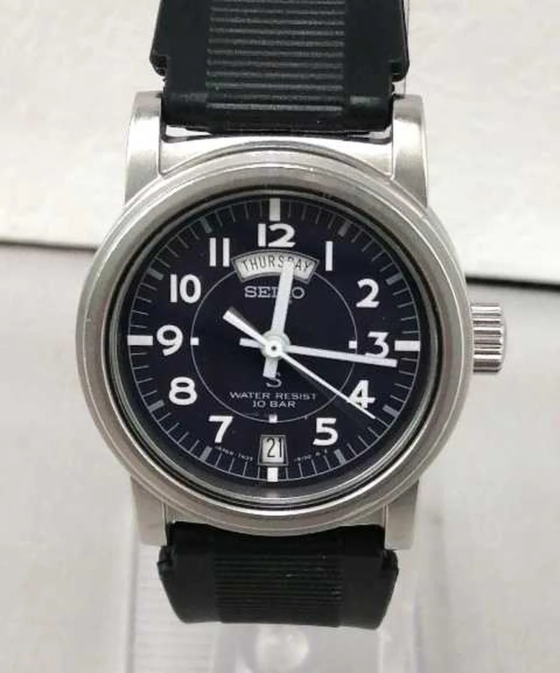 SEIKO SEIKO Sass Day-Date Armbanduhr 7N33-6050