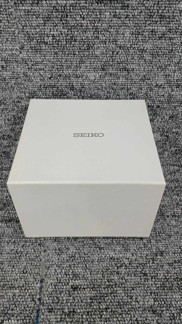 SEIKO Automatik-Armbanduhr 6R35-00A0